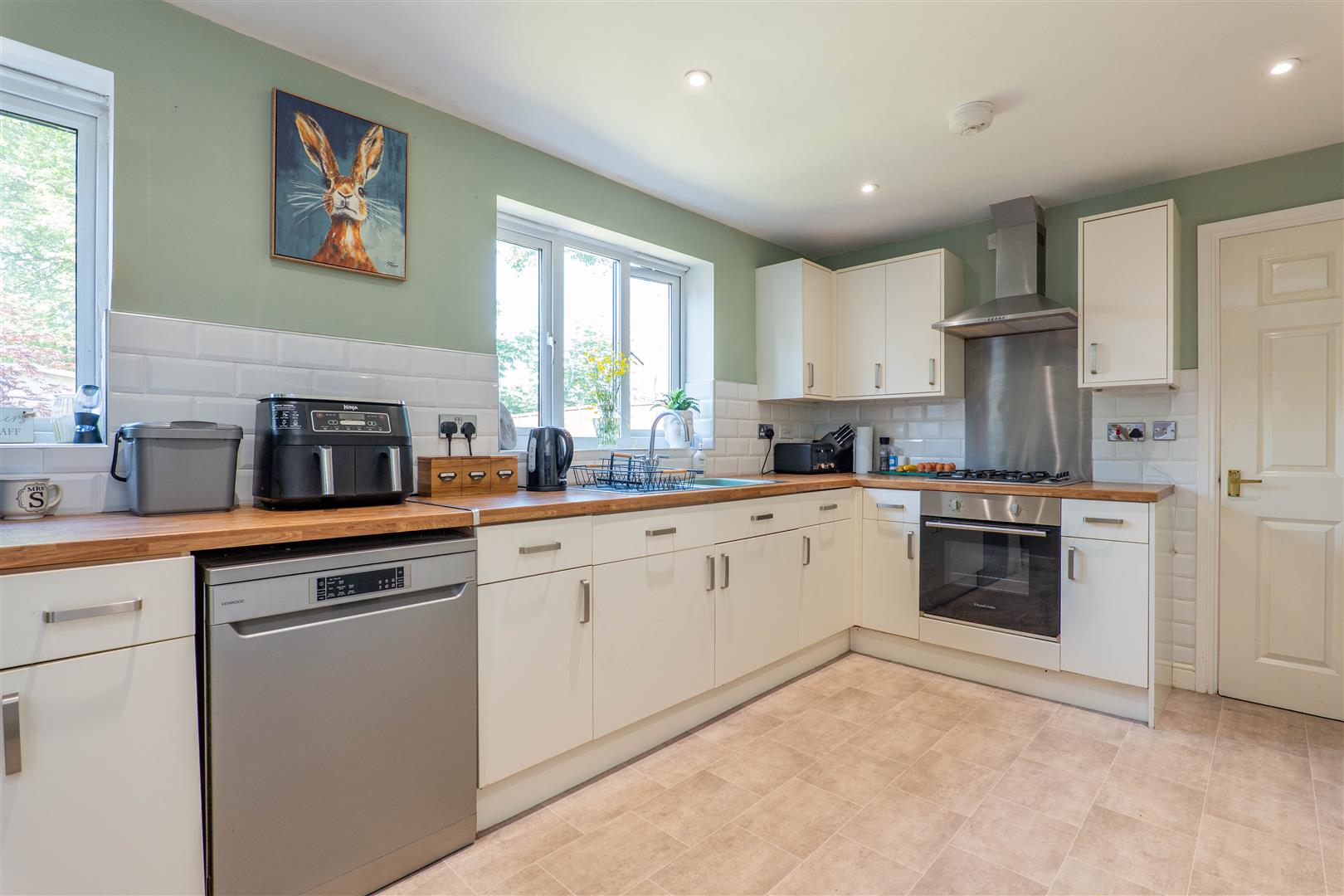 3 bed property in Evergreen Close, Chorley